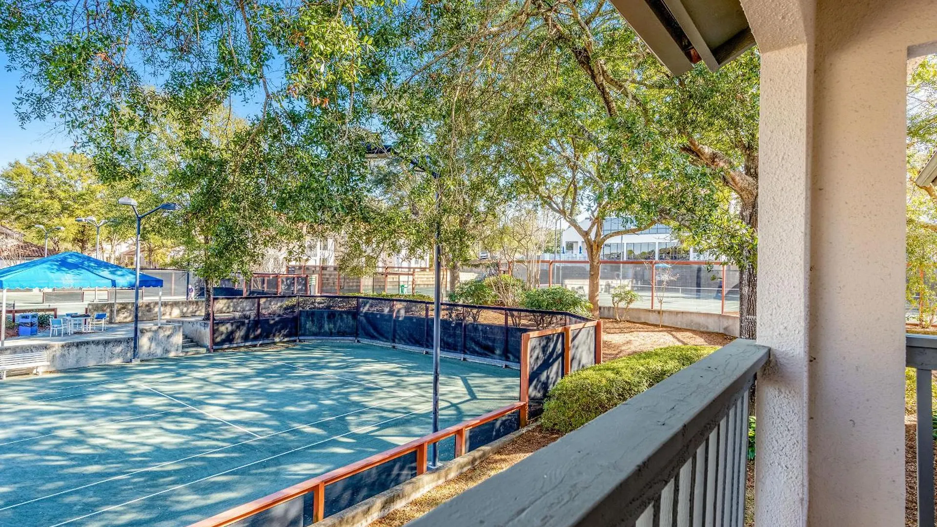 Tops'L Tennis Village 37 Destin